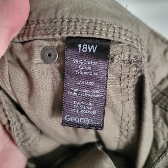 Green Cargo Pant - Picture 3 of 13